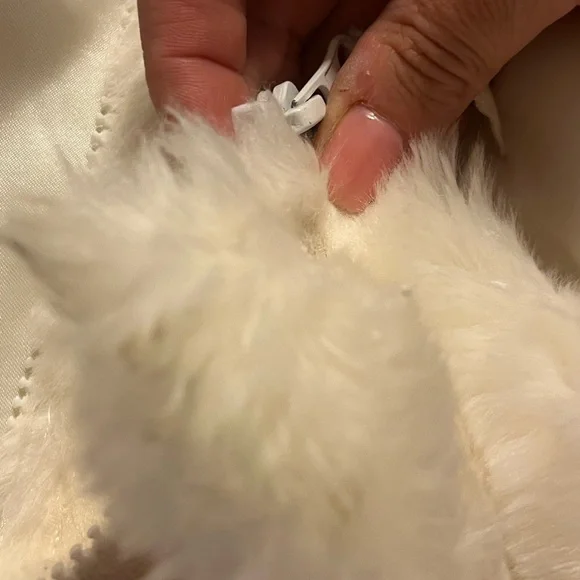 Rothschild size 4T toddler cream faux fur hooded jacket zippered - Picture 3 of 3